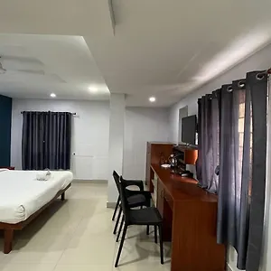 3* Hotel The Reach
